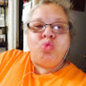 Meet your Posher, Lynda